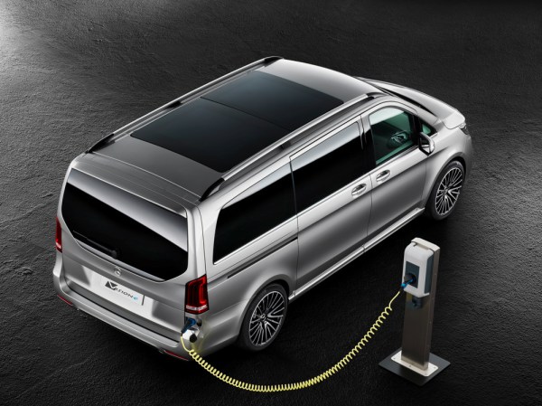 Mercedes-Benz Concept V-ision e with PLUG-IN HYBRID