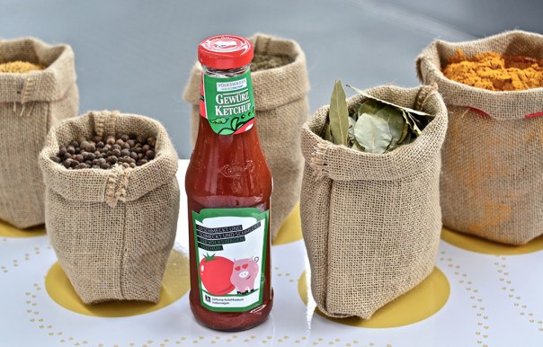 Sie schmeckt und schmeckt und schmeckt. Die Volkswagen Currywurst